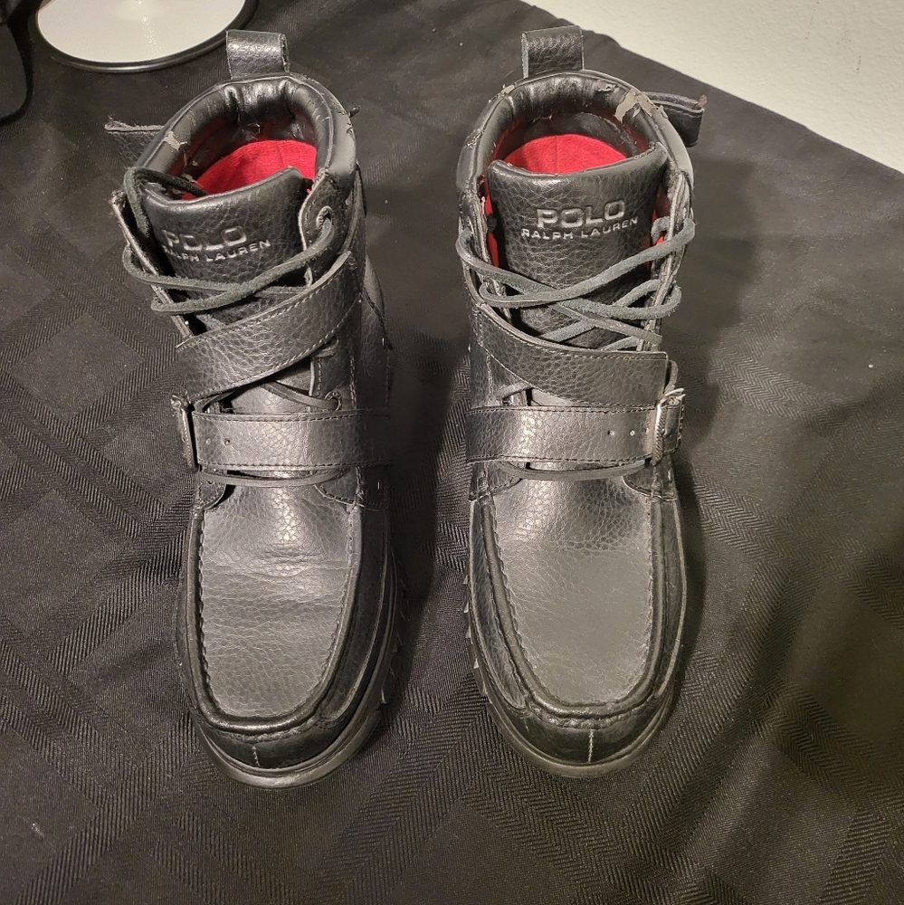 Size 9.5 Zig Zag Polo Boots